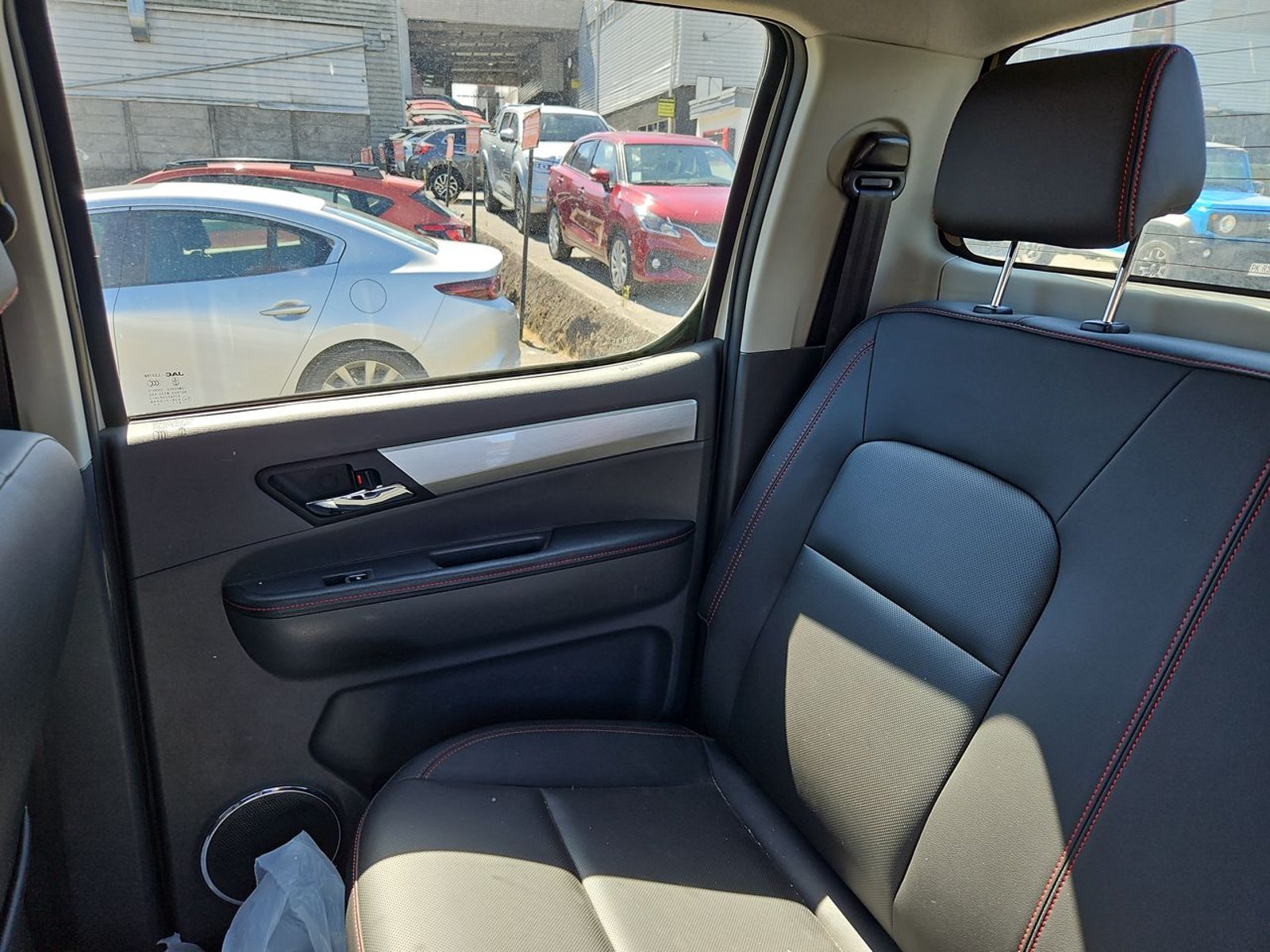 JAC T8 2025 - Imagen 11 de 15