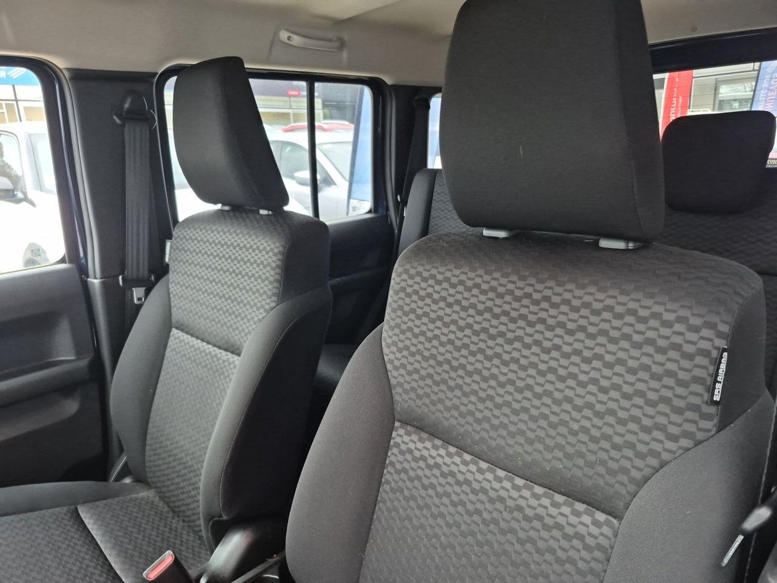 SUZUKI JIMNY 2025 - Imagen 15 de 15