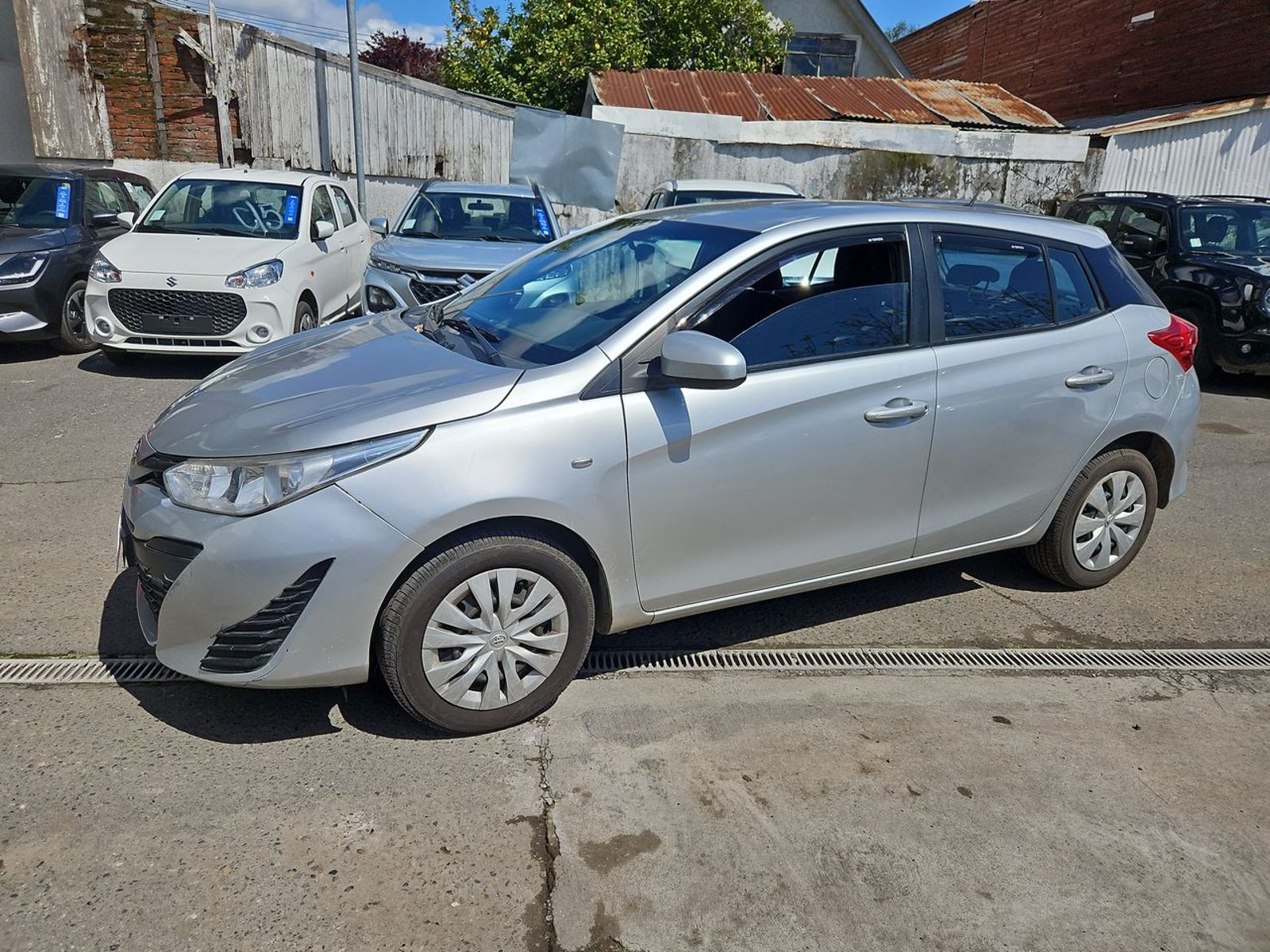Toyota YARIS 2018 - Foto 4 de 15