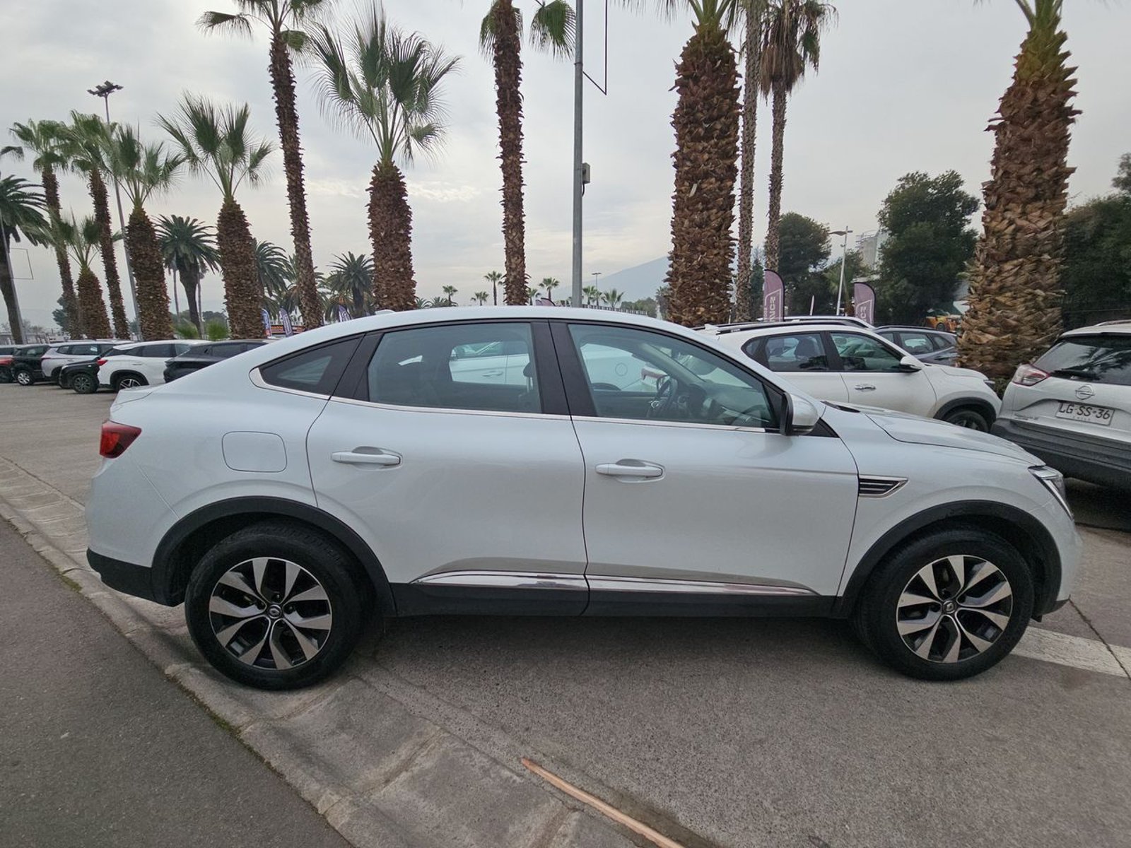 Renault ARKANA 2024 - Imagen 9 de 15