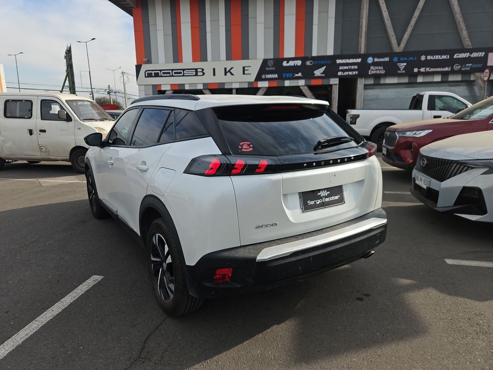 Peugeot 2008 2022 - Imagen 6 de 15