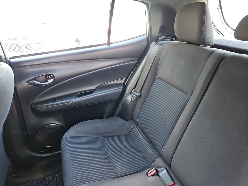 Toyota YARIS 2018 - Imagen 11 de 15