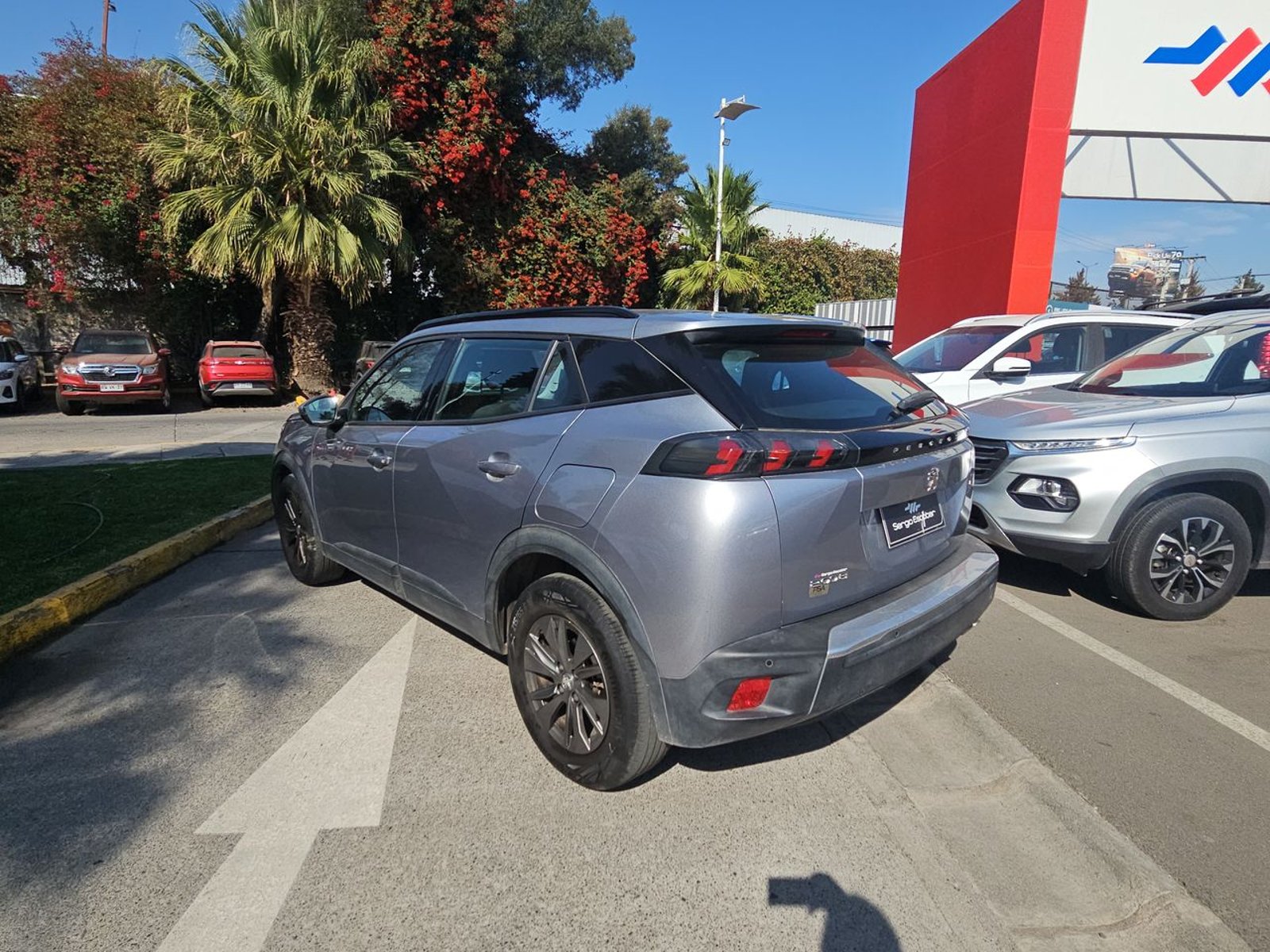 PEUGEOT 2008 2021 - Imagen 6 de 15