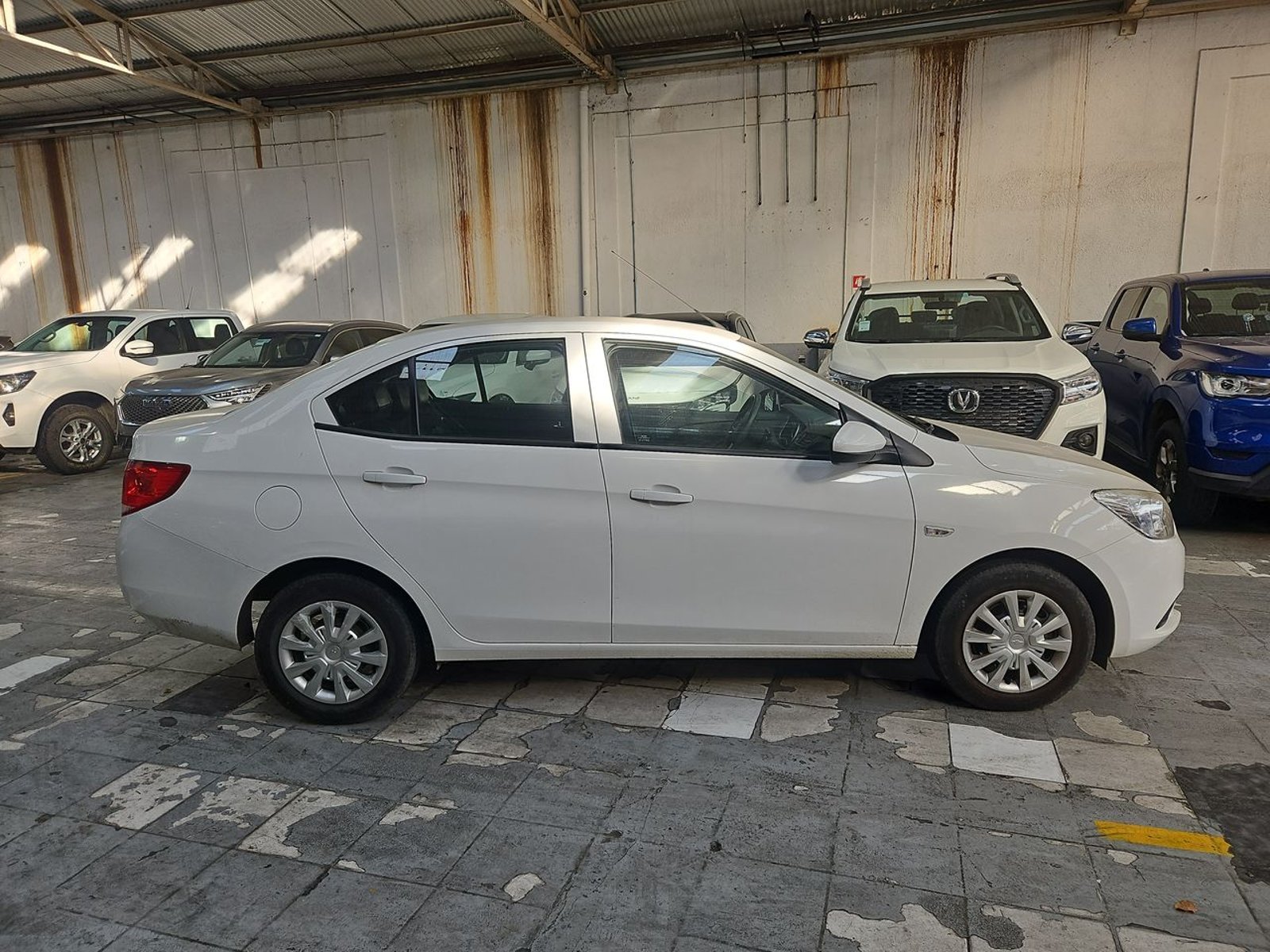 CHEVROLET SAIL 2023 - Imagen 5 de 15