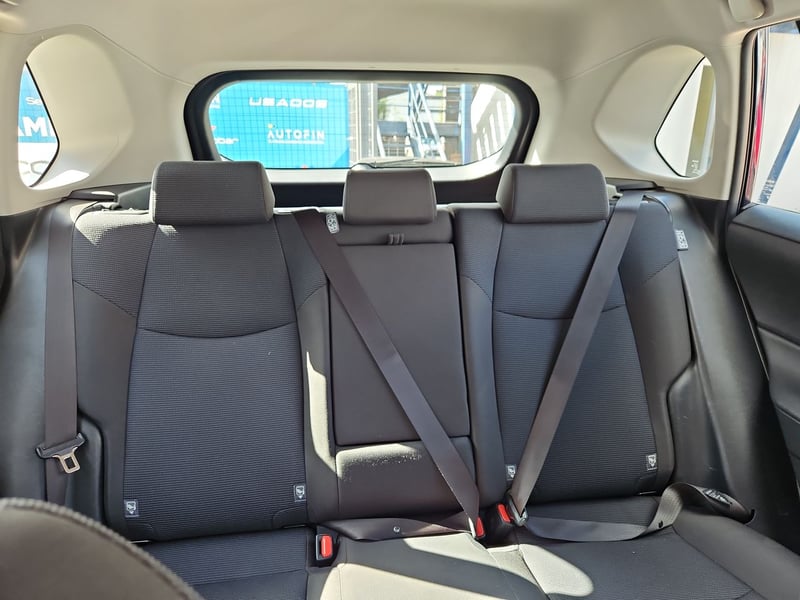 Toyota RAV4 2020 - Imagen 12 de 15