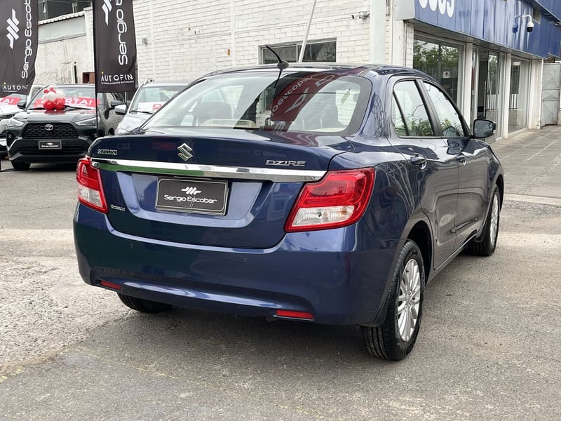 Suzuki DZIRE 2023 - Imagen 8 de 15