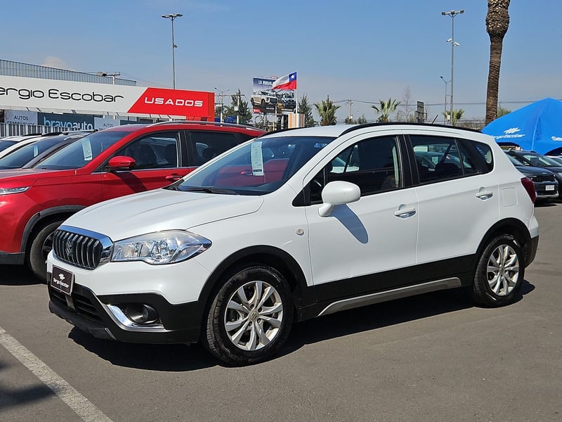 Suzuki S CROSS 2022 - Imagen 4 de 15