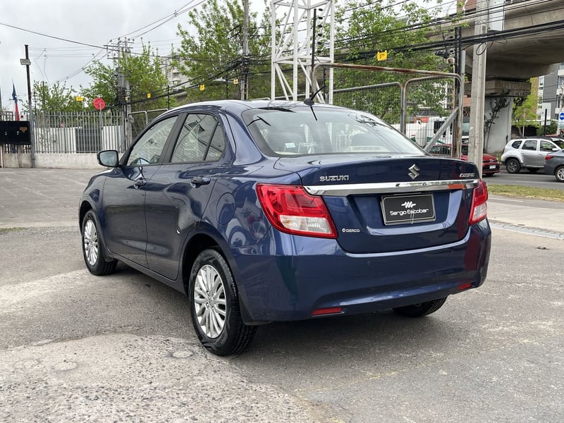 Suzuki DZIRE 2023 - Imagen 6 de 15