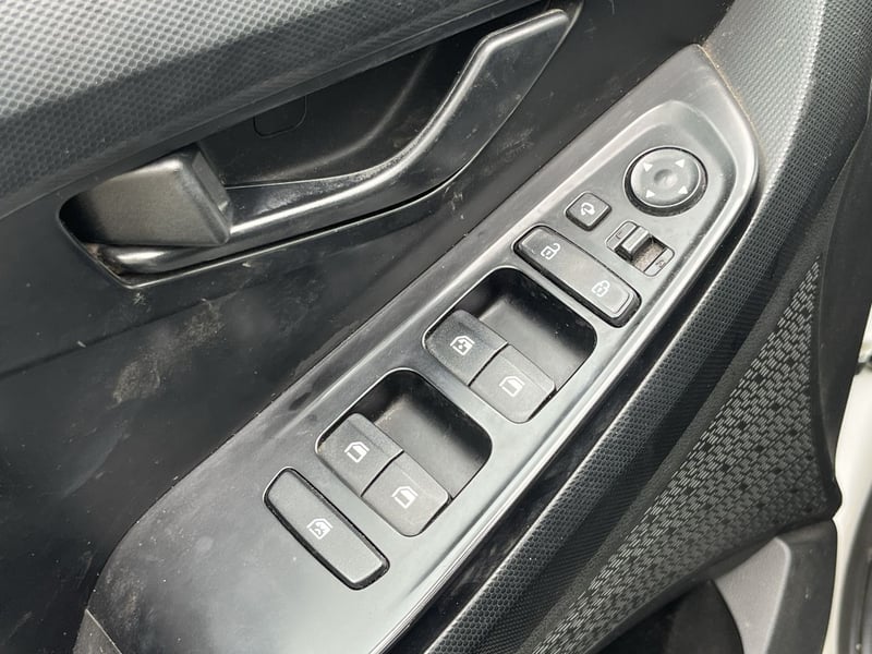 Hyundai CRETA 2022 - Imagen 12 de 15