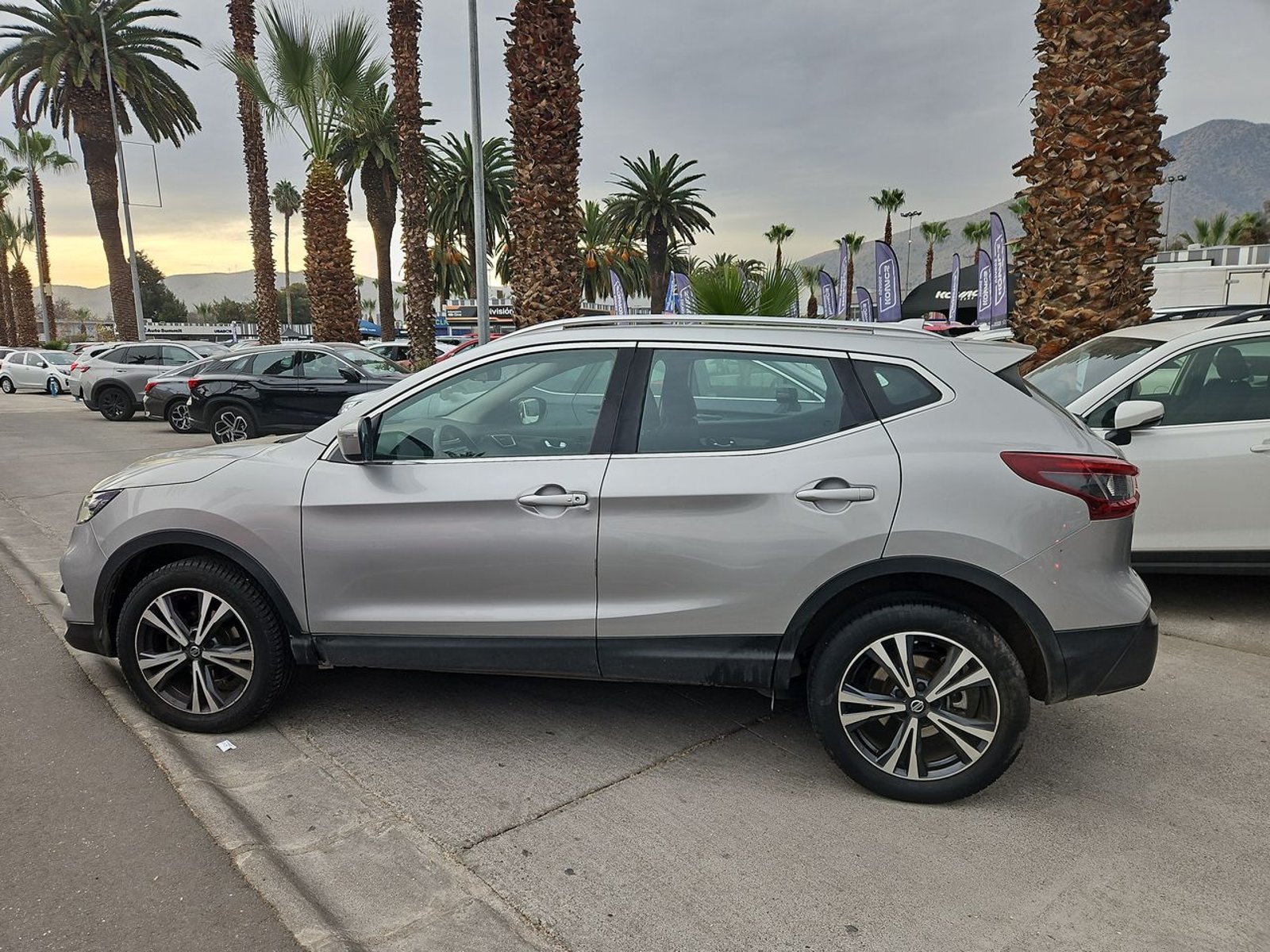 Nissan QASHQAI 2022 - Foto 5 de 15