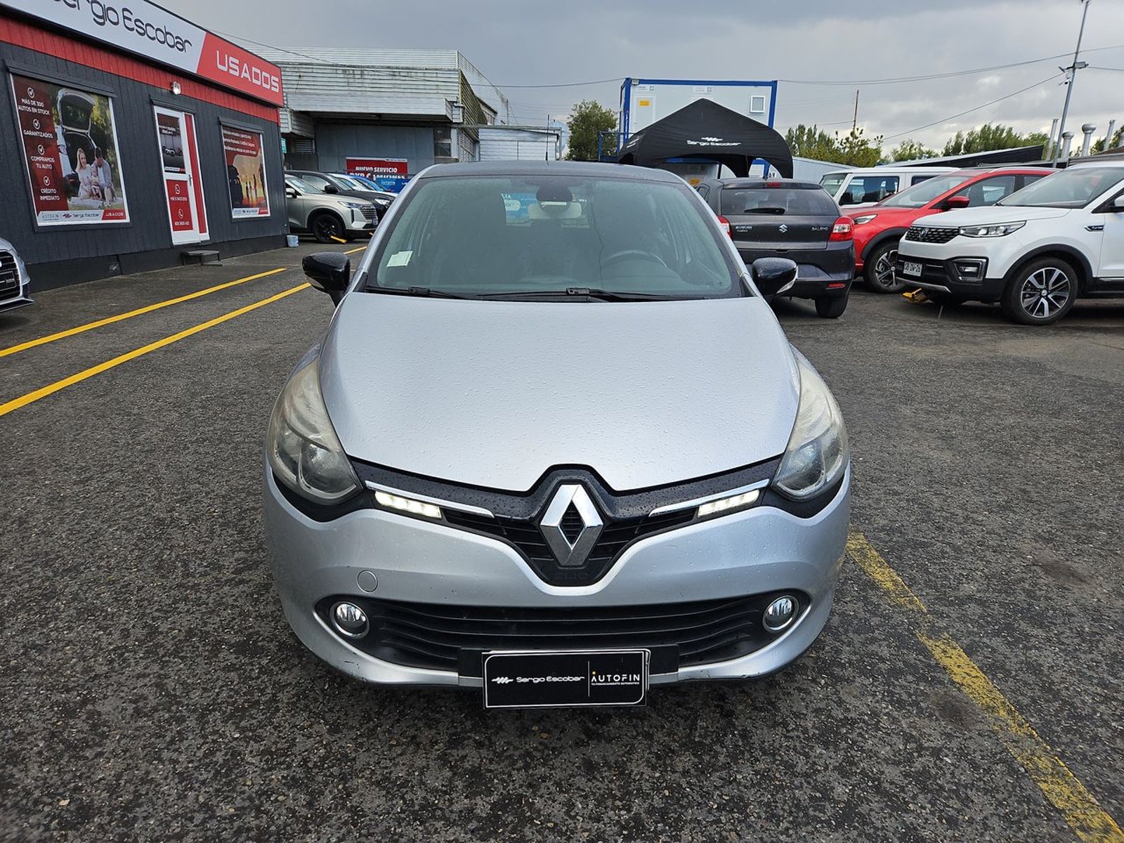 Renault CLIO 2017 - Foto 3 de 15