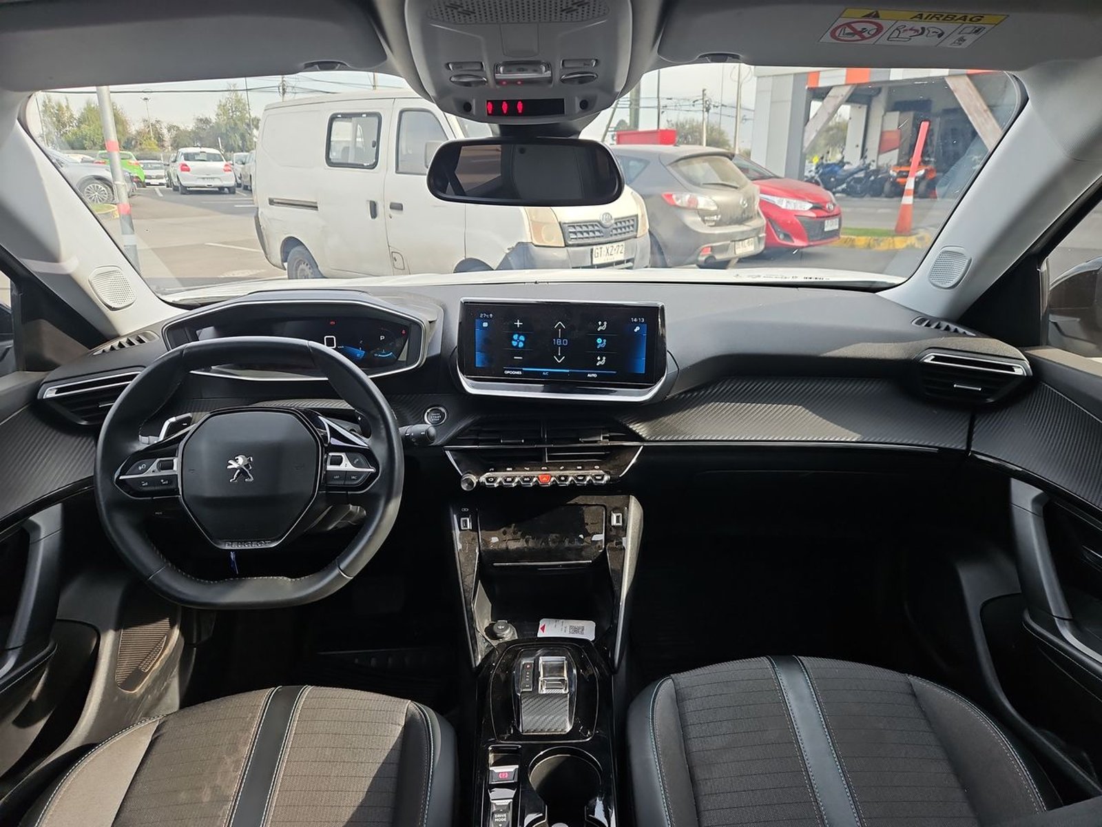 Peugeot 2008 2022 - Imagen 10 de 15