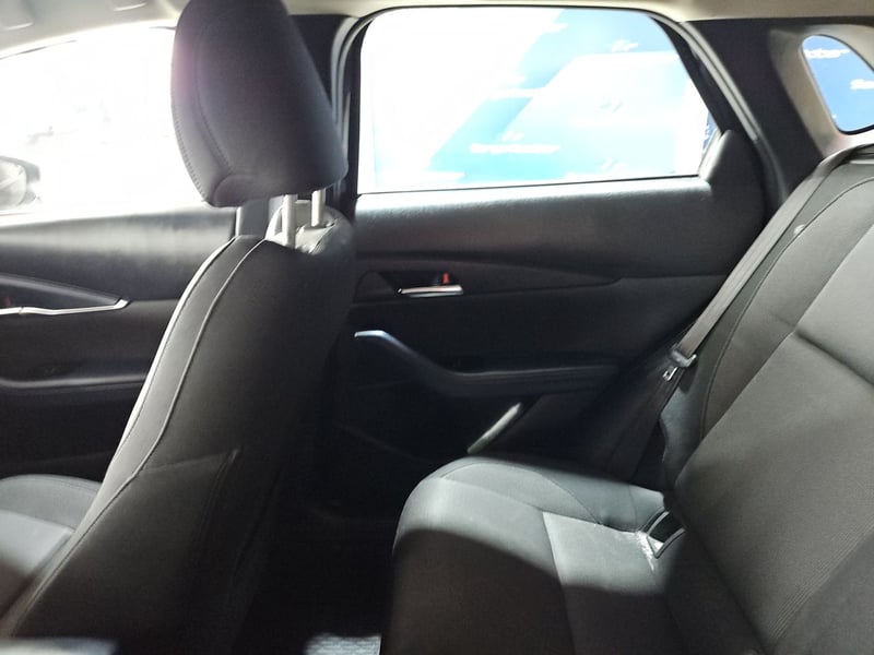 Mazda CX-30 2024 - Imagen 10 de 15