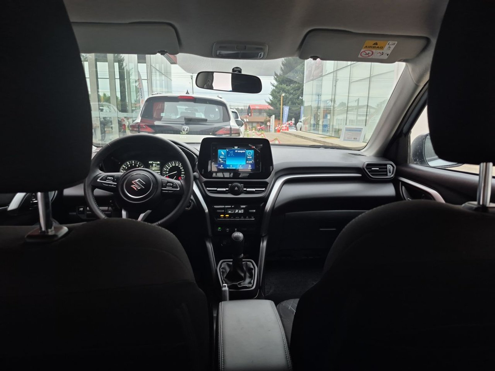 Suzuki GRAND VITARA 2025 - Imagen 13 de 15