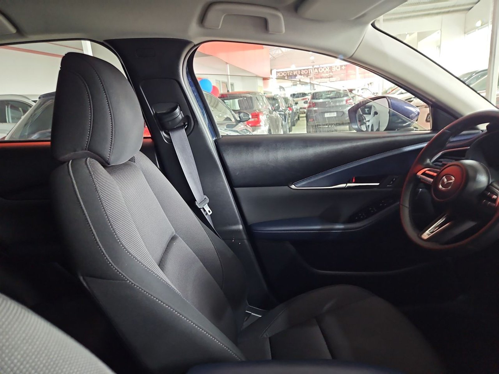 Mazda CX-30 2024 - Imagen 14 de 15