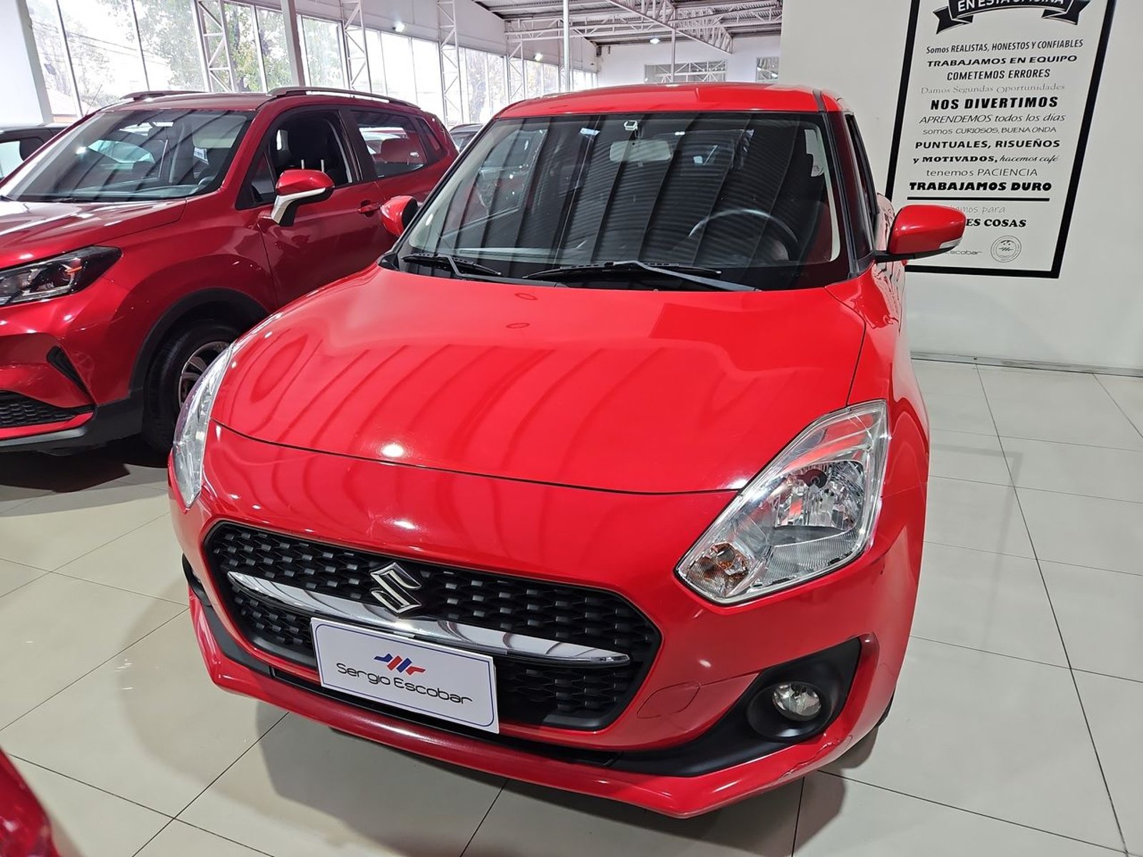 SUZUKI SWIFT 2022 - Imagen 3 de 15