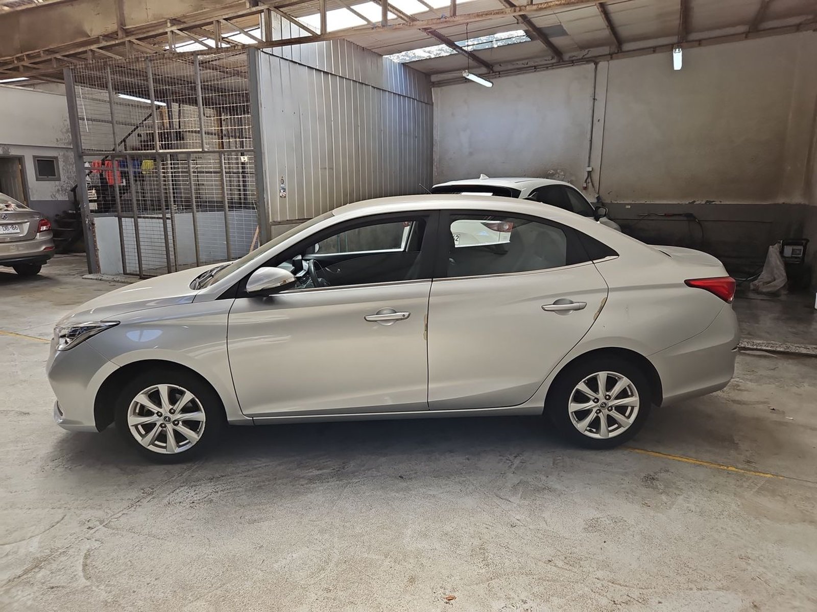 CHANGAN ALSVIN 2021 - Imagen 9 de 15