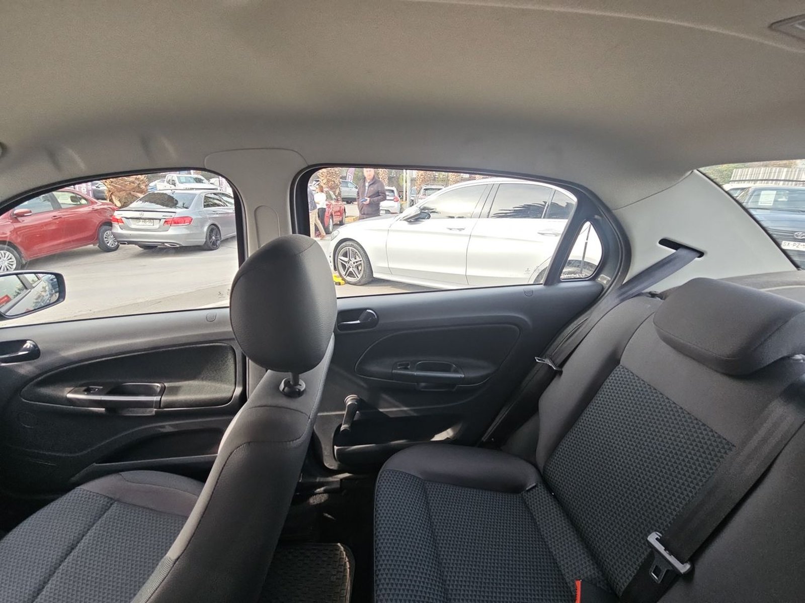 VOLKSWAGEN VOYAGE 2022 - Imagen 12 de 15