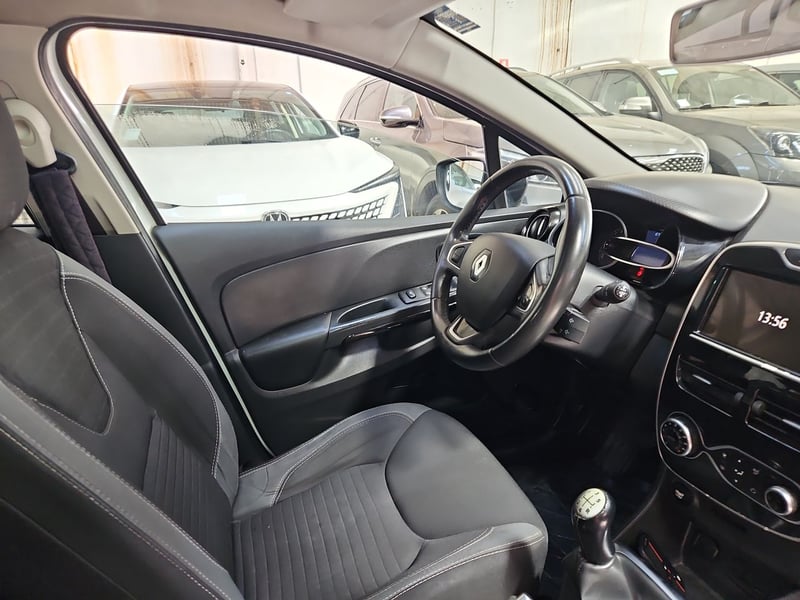Renault CLIO 2017 - Imagen 15 de 15
