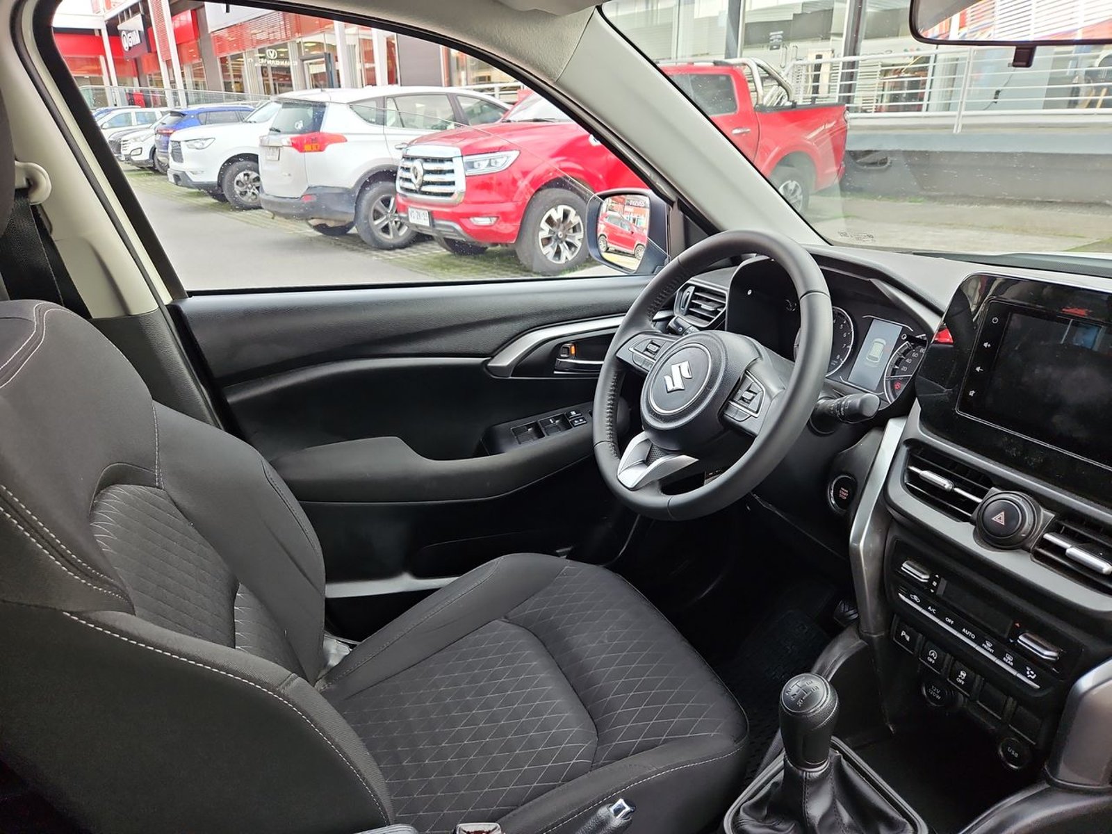 SUZUKI GRAND VITARA 2025 - Imagen 15 de 15