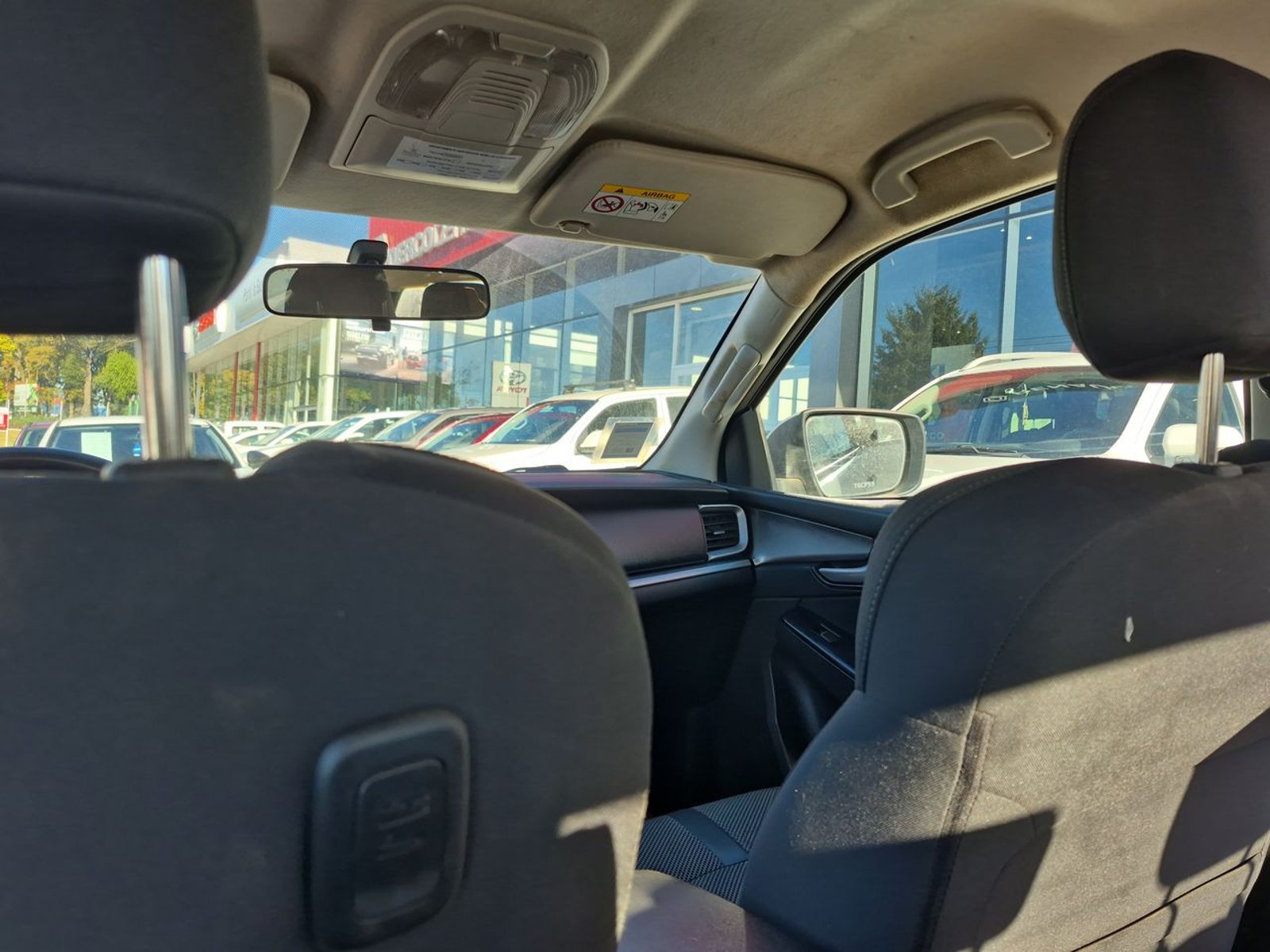 MAZDA BT-50 2024 - Imagen 14 de 15