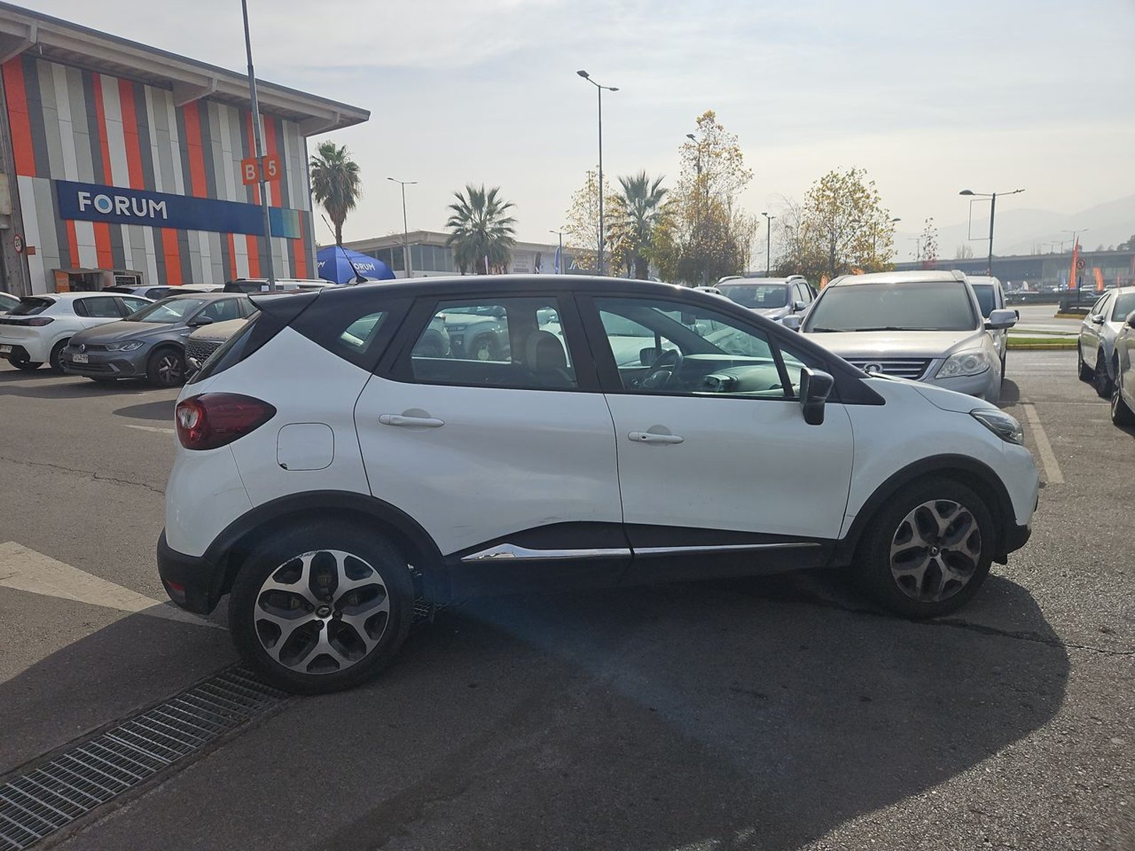 RENAULT CAPTUR 2020 - Imagen 9 de 15