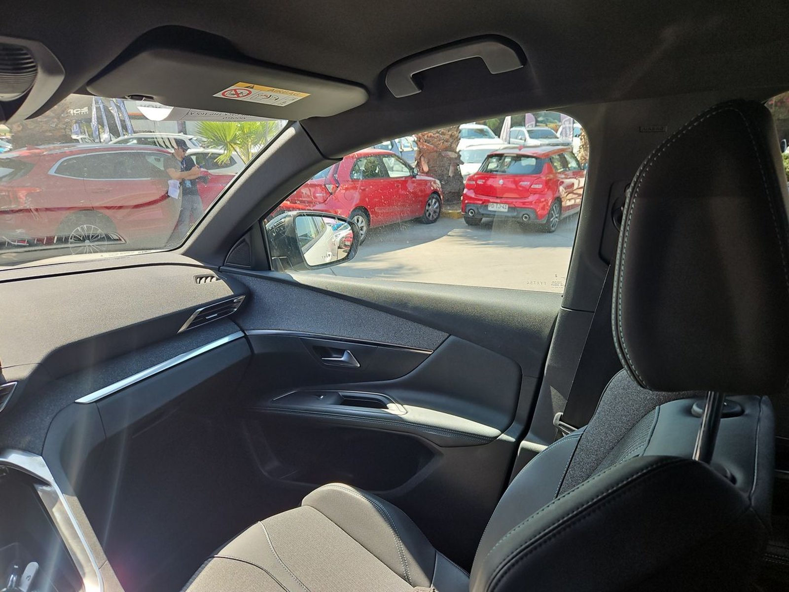 PEUGEOT 3008 2025 - Imagen 11 de 15