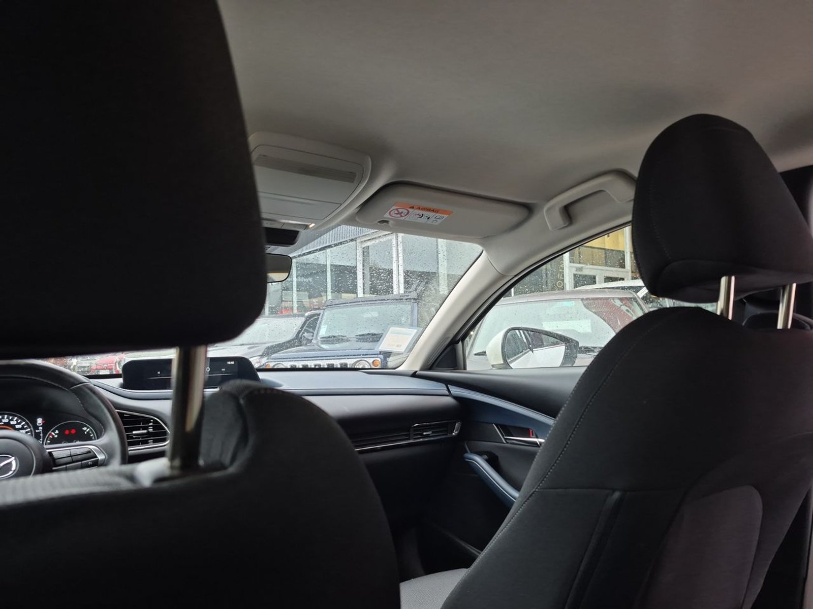 MAZDA CX-30 2025 - Imagen 14 de 15