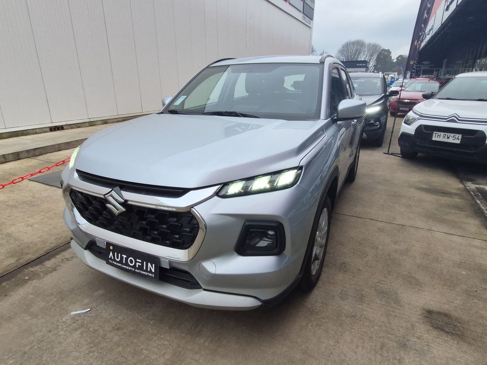 Suzuki GRAND VITARA 2025 - Foto 4 de 15