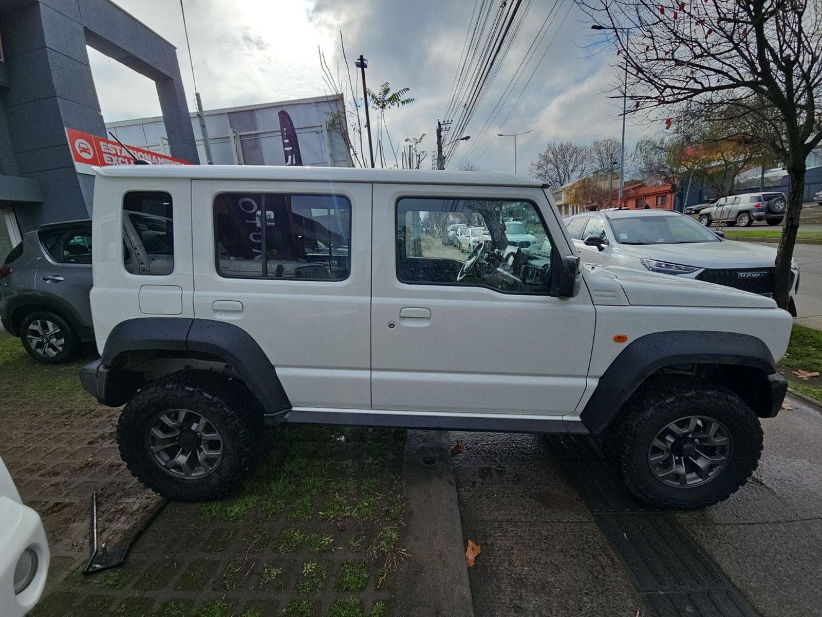 SUZUKI JIMNY 2025 - Imagen 9 de 15