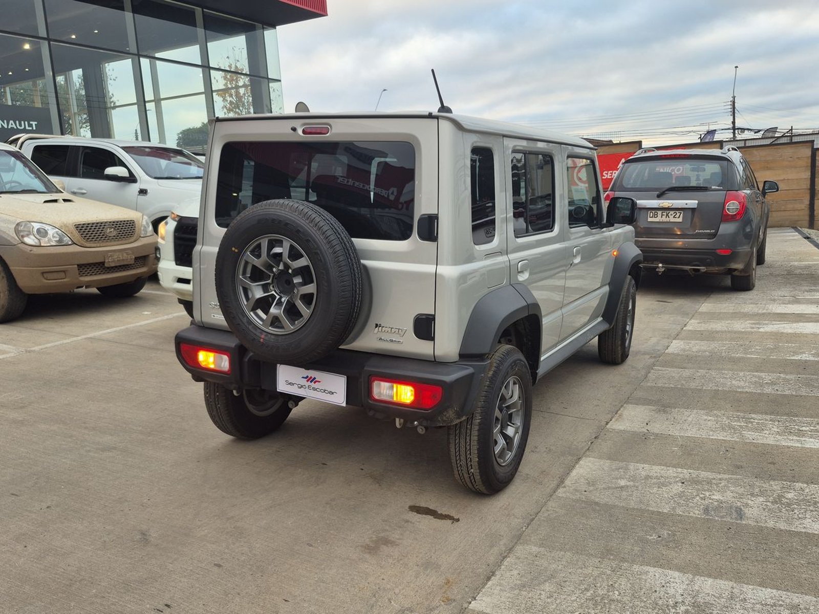 SUZUKI JIMNY 2025 - Imagen 8 de 15