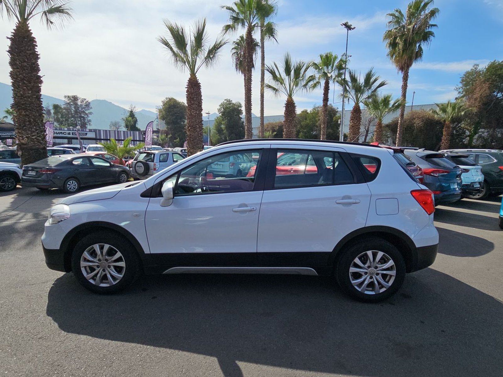 Suzuki S CROSS 2022 - Foto 5 de 15