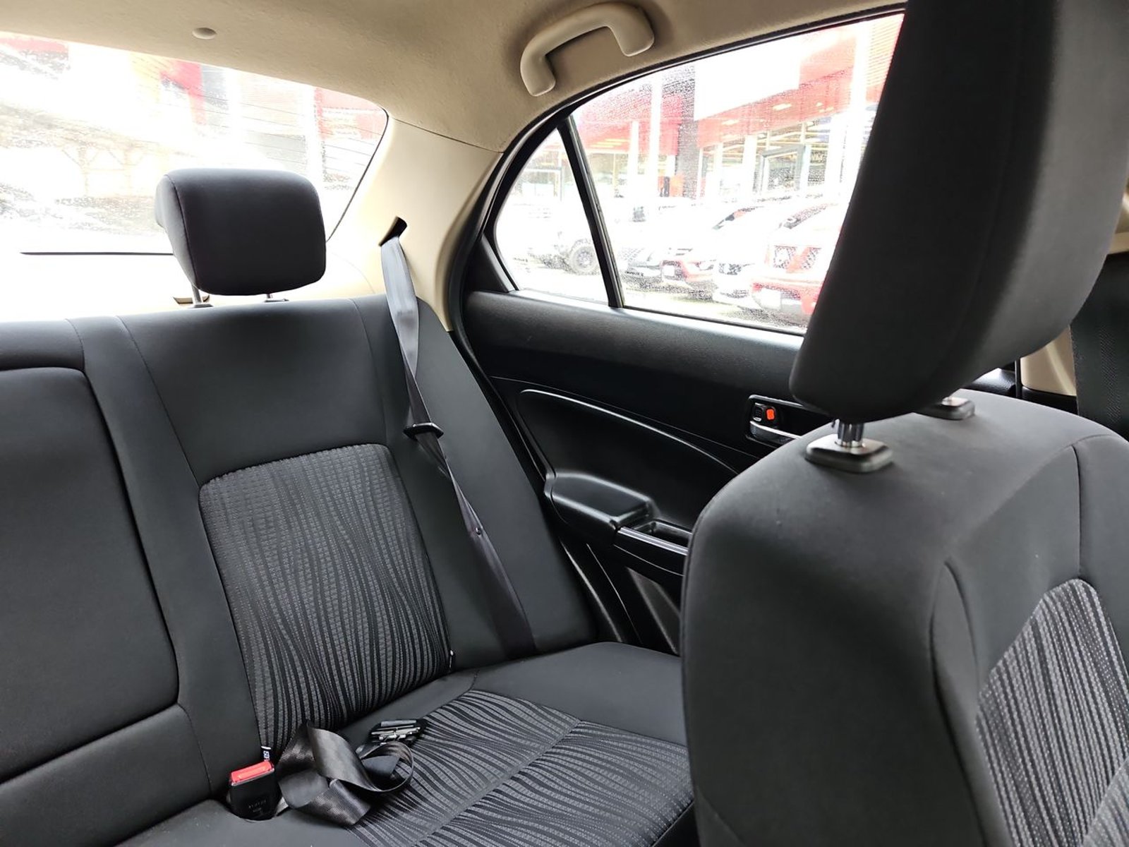 Suzuki DZIRE 2021 - Imagen 13 de 15