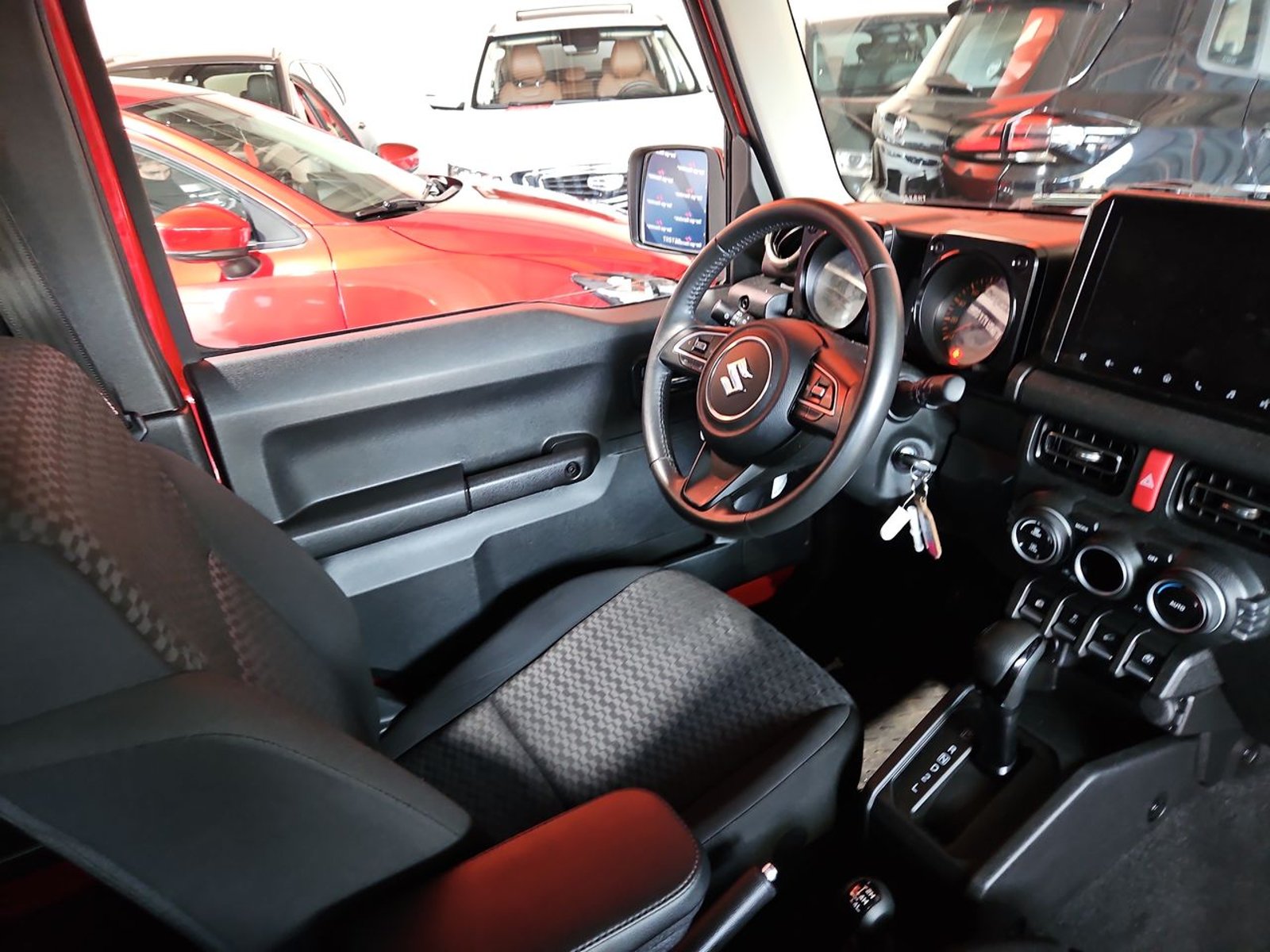 SUZUKI JIMNY 2024 - Imagen 15 de 15