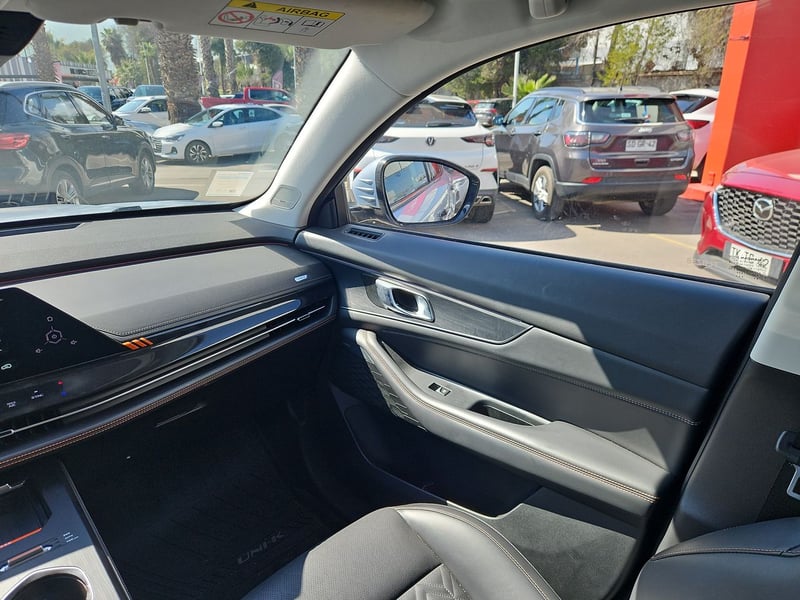 Changan UNI-K 2024 - Imagen 11 de 15