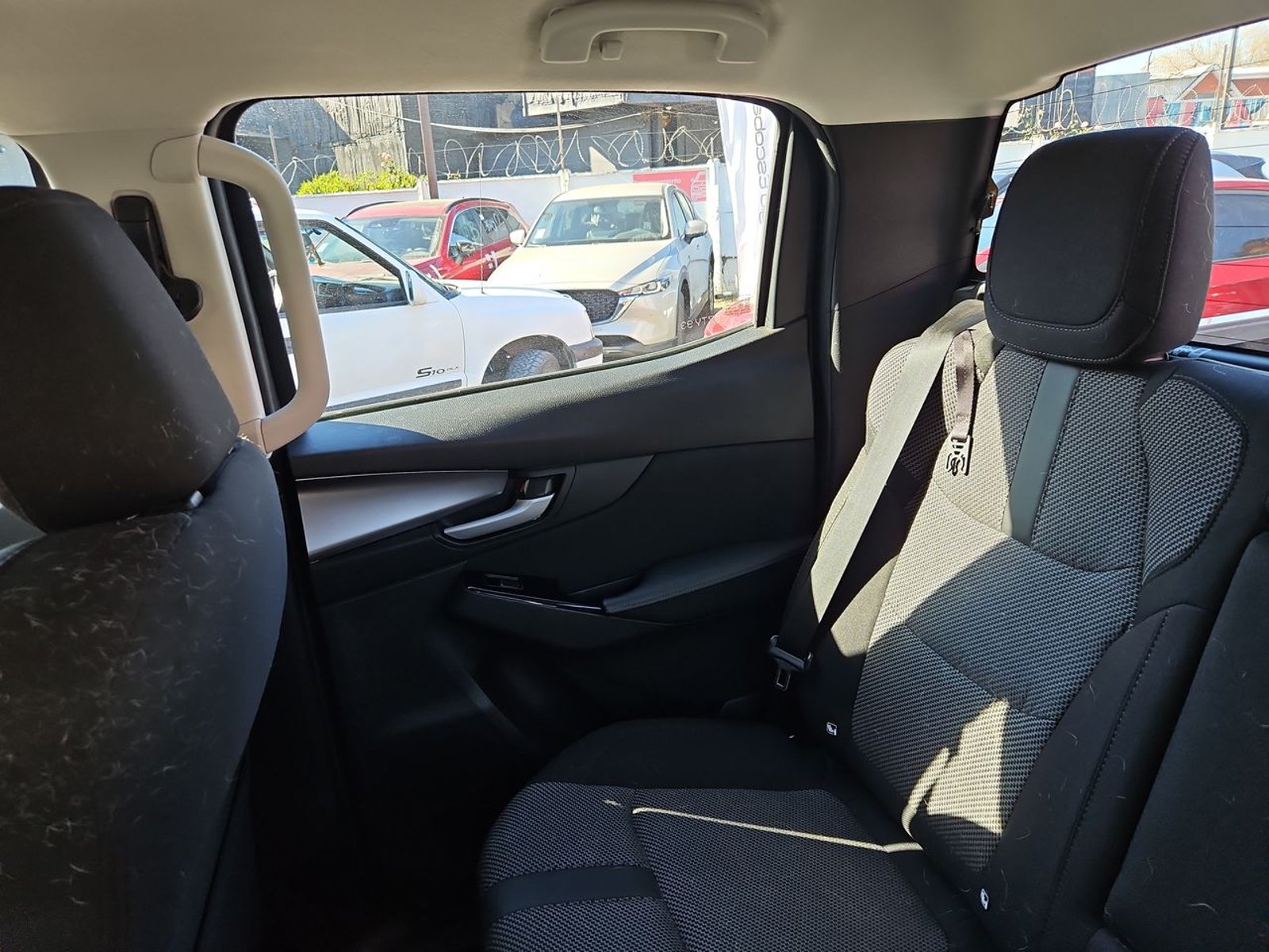 MAZDA BT-50 2022 - Imagen 11 de 15