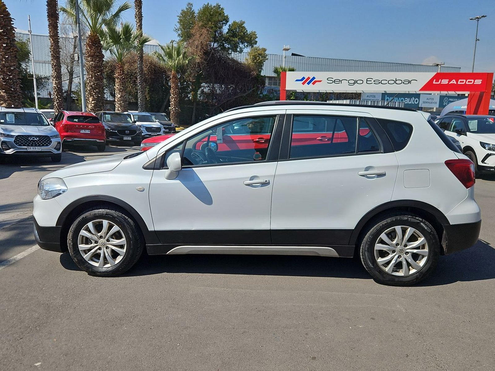 Suzuki S CROSS 2022 - Foto 5 de 15