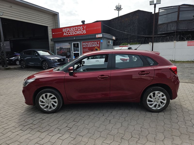 Suzuki BALENO 2024 - Imagen 9 de 15