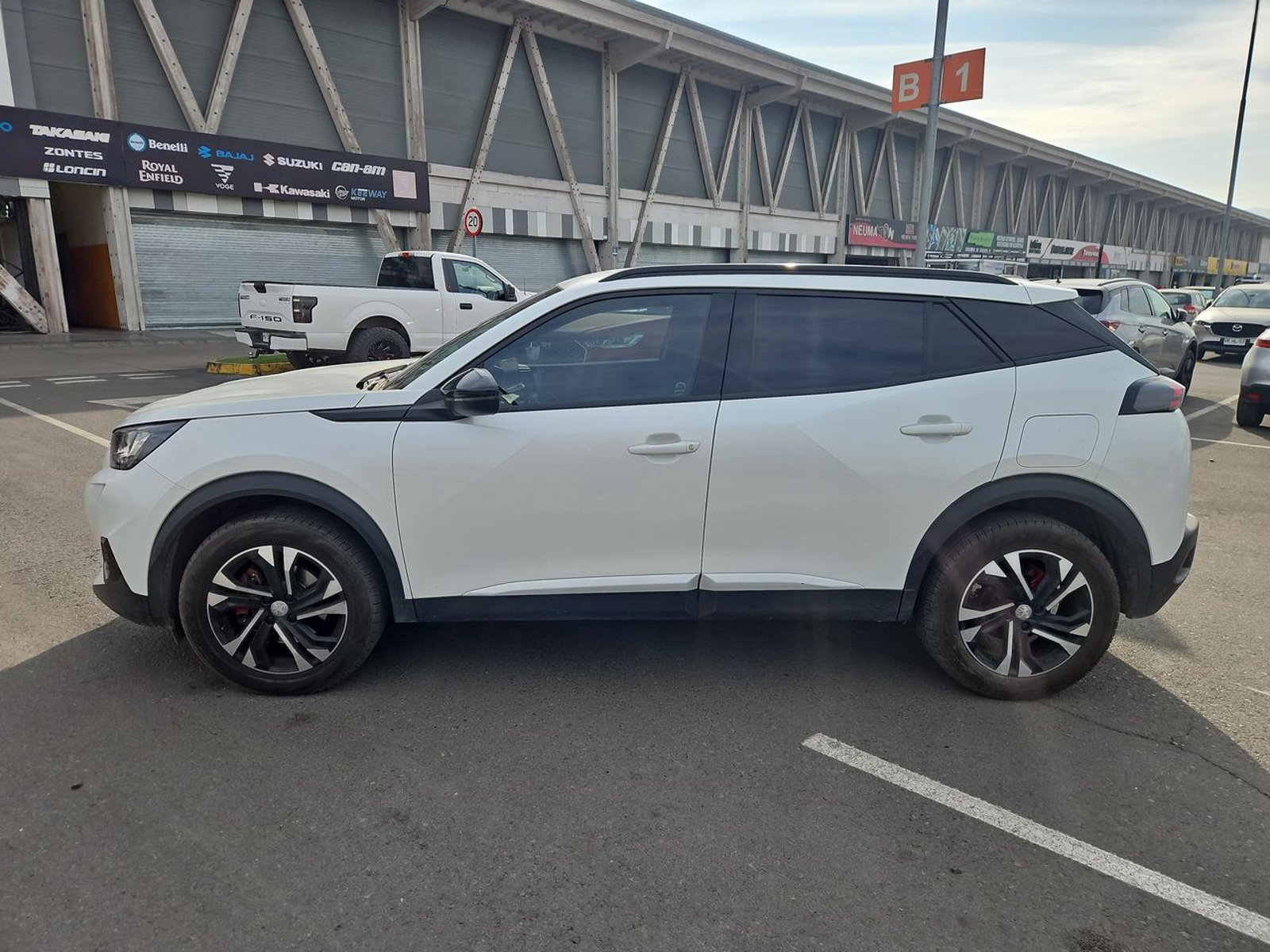 Peugeot 2008 2022 - Foto 5 de 15
