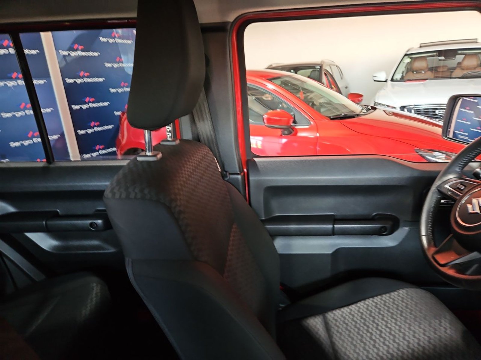 SUZUKI JIMNY 2024 - Imagen 14 de 15