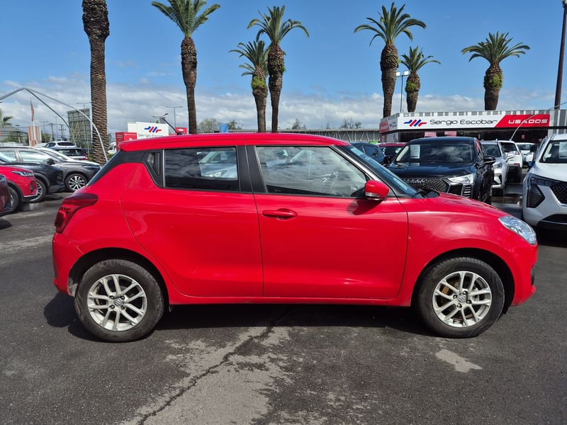 Suzuki SWIFT 2024 - Imagen 9 de 15