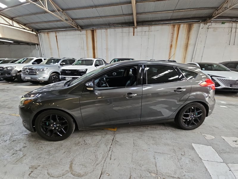 Ford FOCUS 2016 - Imagen 9 de 15