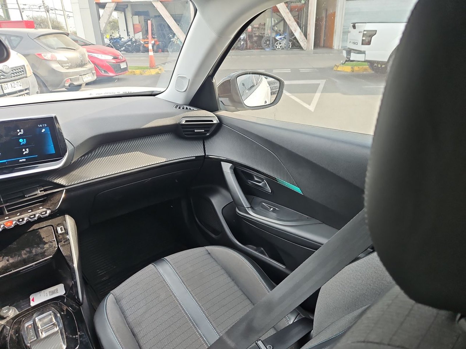 Peugeot 2008 2022 - Imagen 11 de 15