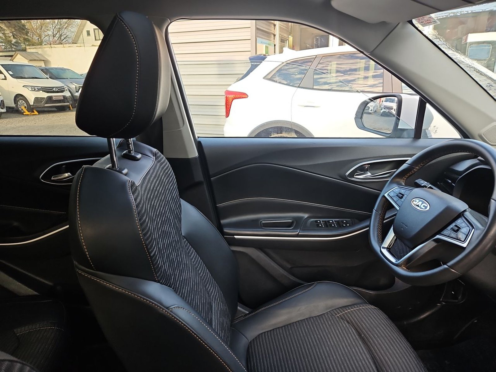 JAC JS4 2024 - Imagen 14 de 15