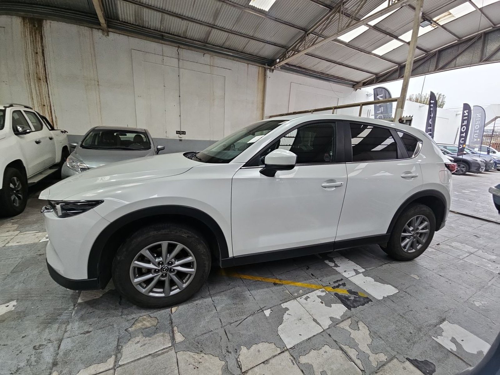 MAZDA CX-5 2023 - Imagen 9 de 15