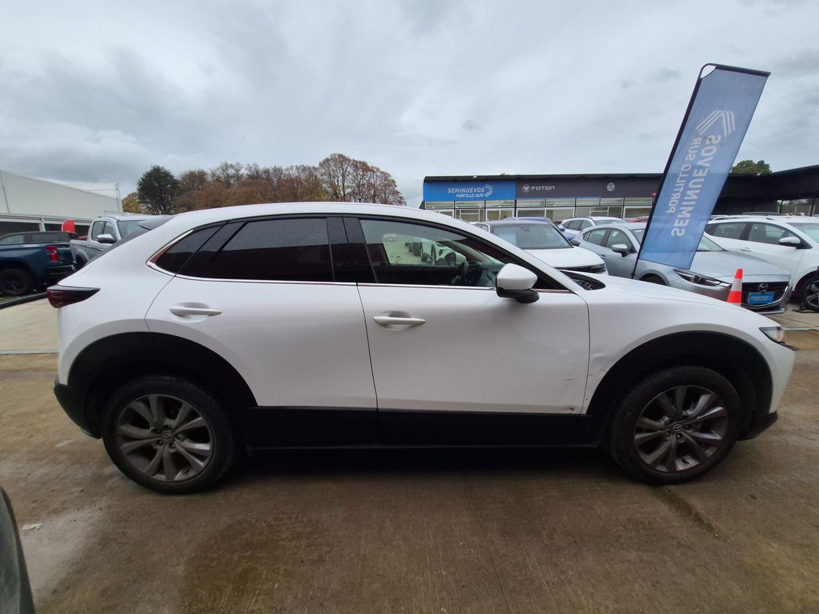 MAZDA CX-30 2025 - Imagen 9 de 15