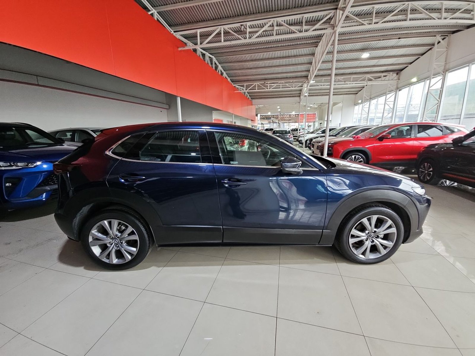 Mazda CX-30 2024 - Imagen 9 de 15