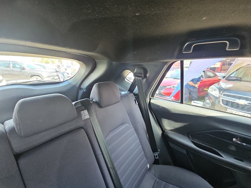 Toyota YARIS 2024 - Imagen 15 de 15