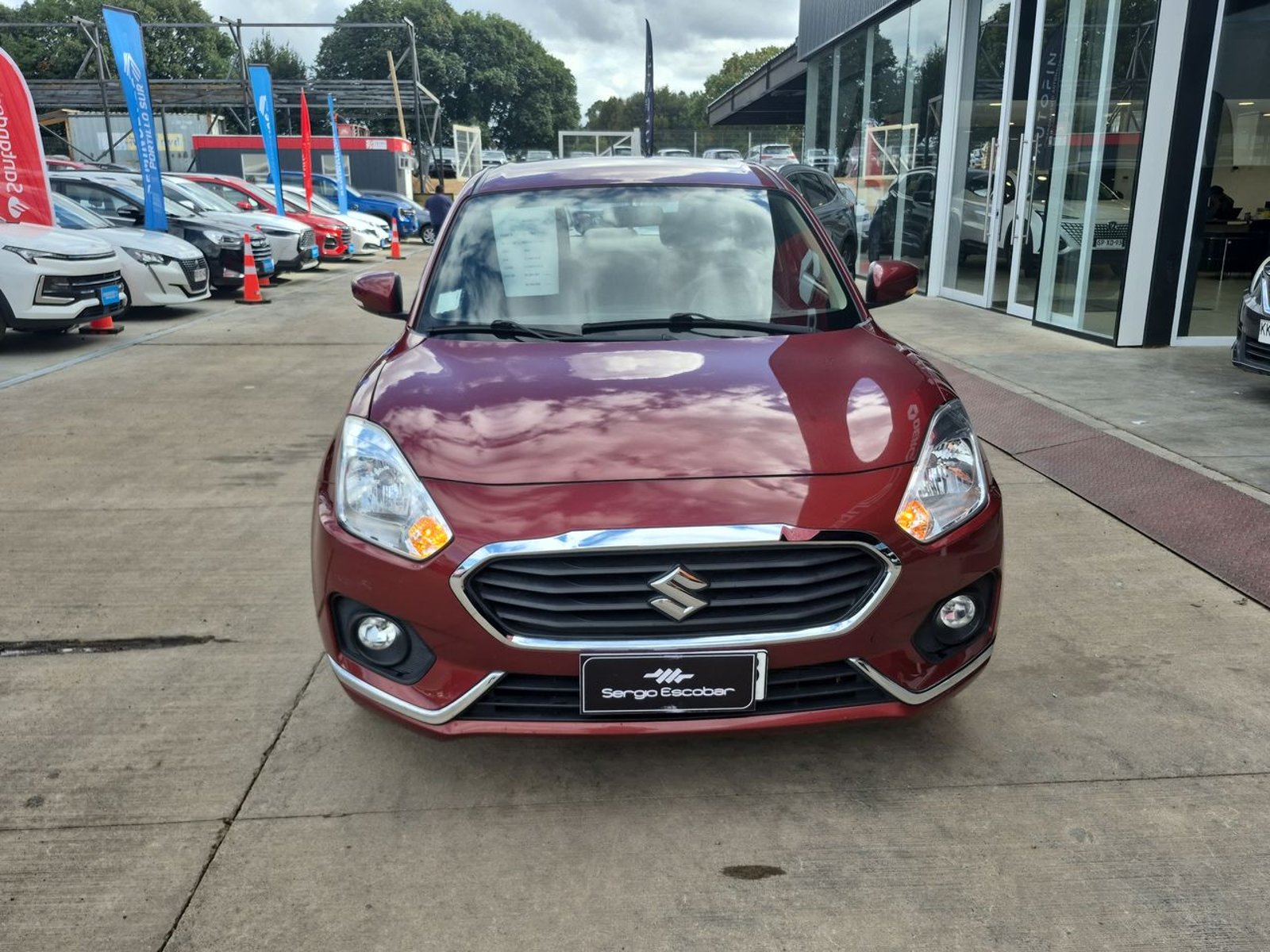Suzuki DZIRE 2021 - Foto 3 de 15