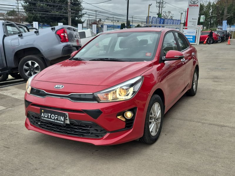 Kia RIO 4 2022 - Imagen 4 de 15